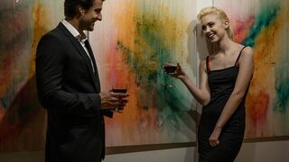 Glamorous blonde gets fucked on the first date